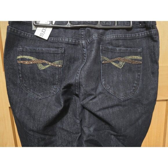 Chicos Modern Fit Straight Leg Dark Wash Embellished Pocket Jeans Size 2 Short - Picture 5 of 13